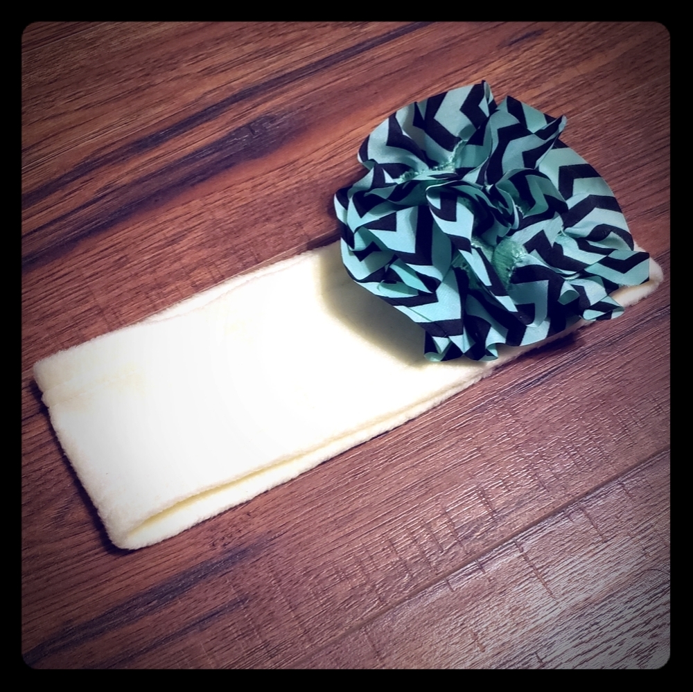 NWOT Fleece Headband w/ Fabric Flower Accent